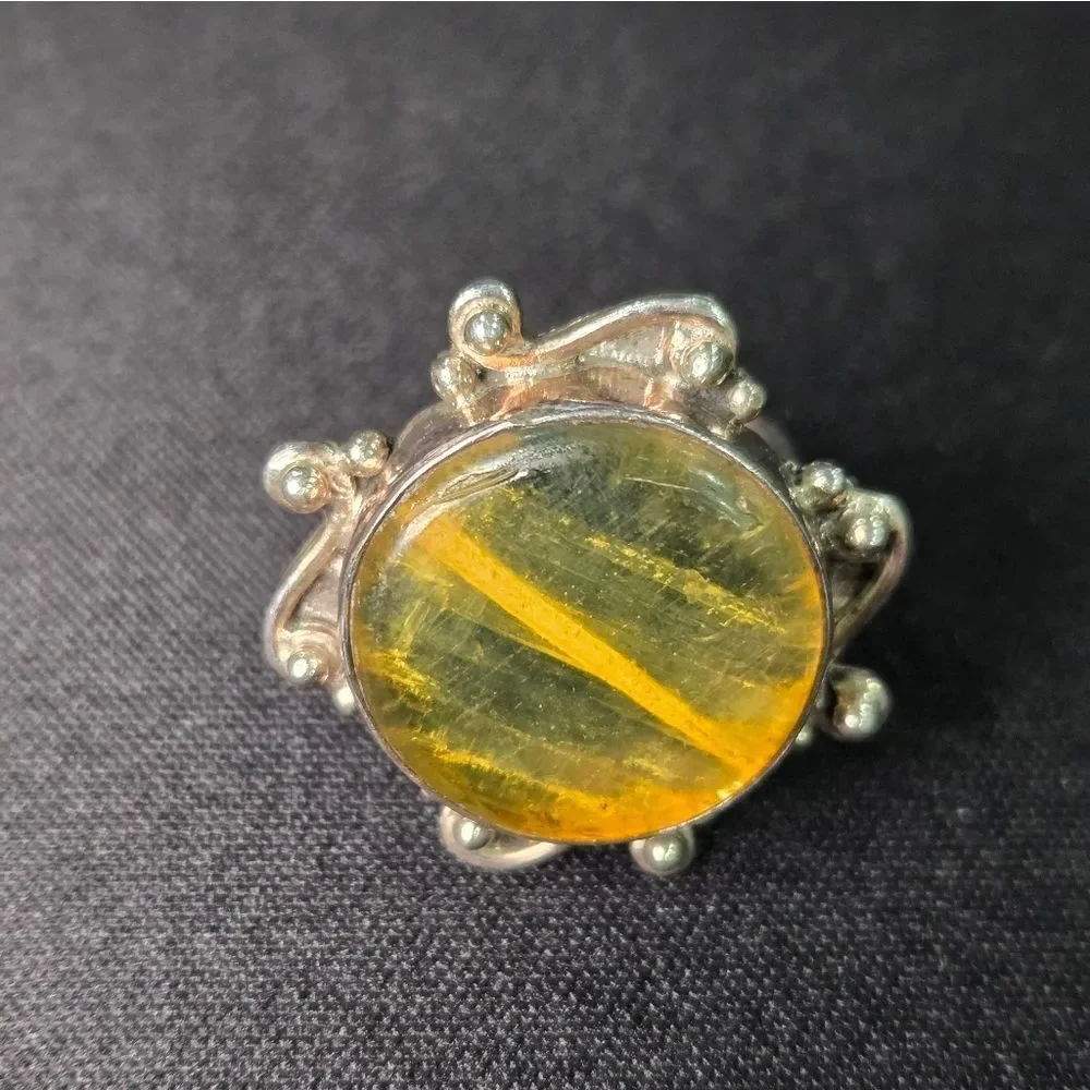 🐢 Vintage golden rutilated quartz ring set in sterling silver. Vintage Chic!